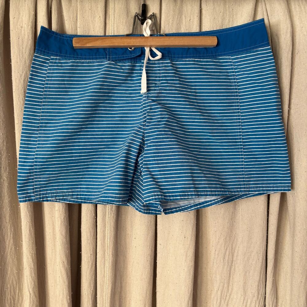 Tommy Bahama Men's Swimsuit Swim Trunks Striped Blue White Large 4in Inseam